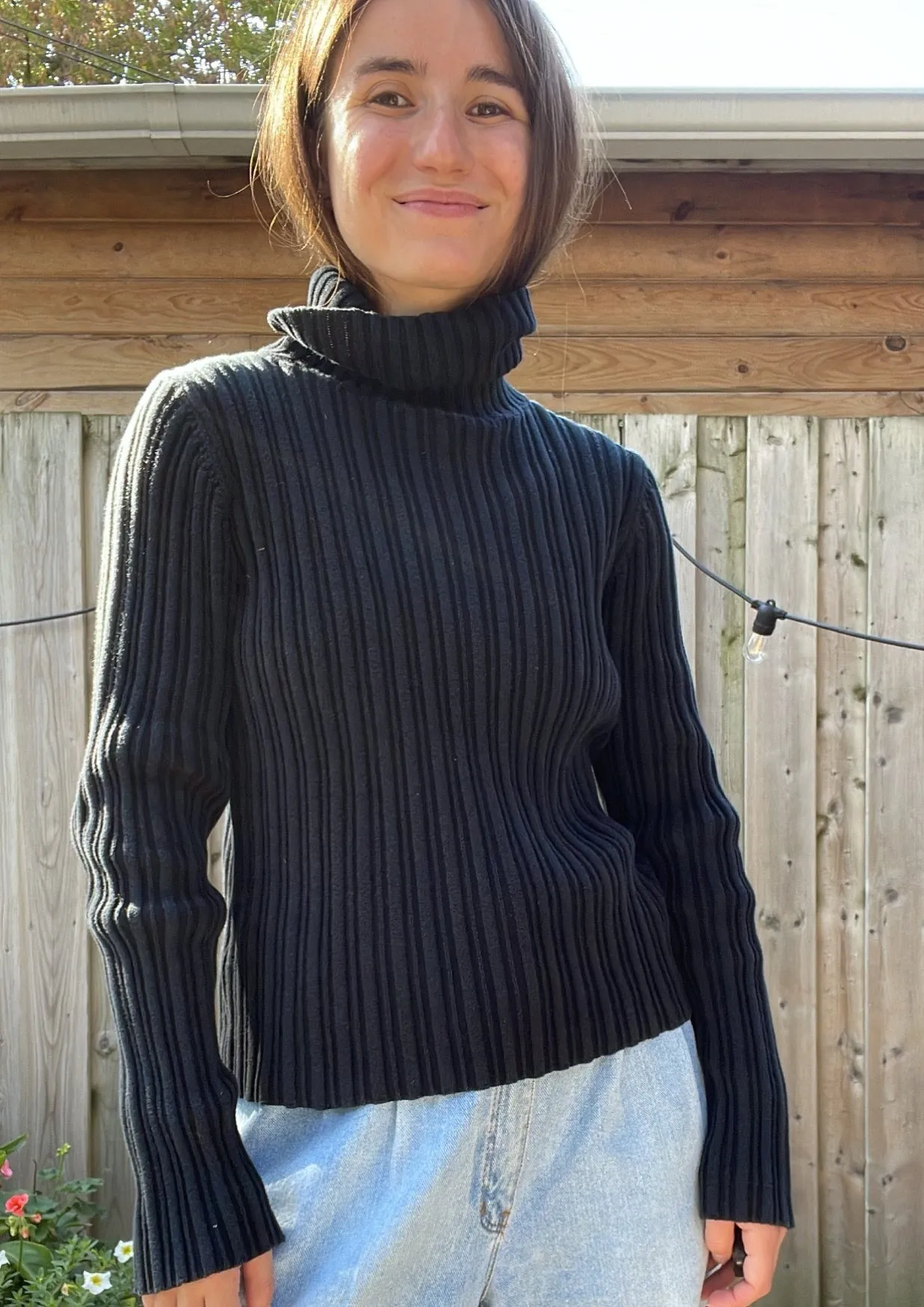 90s Black Wide Ribbed Turtleneck - L/XL