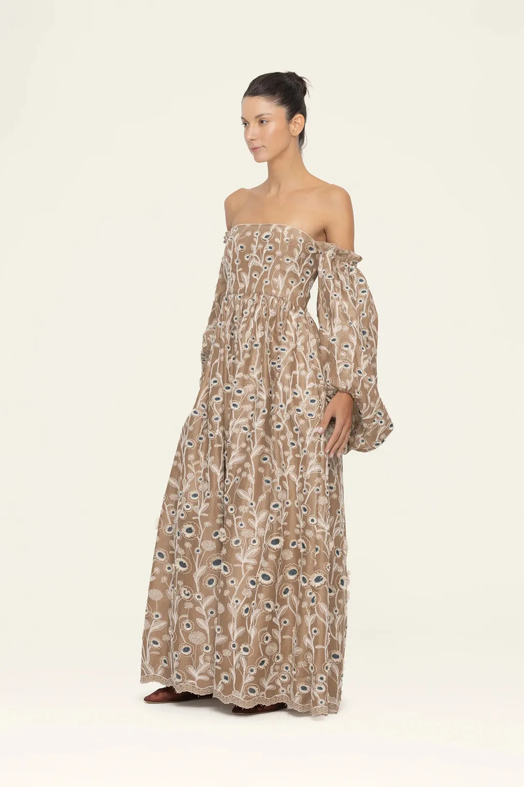 ALHELI PETALO EMBROIDERED DRESS