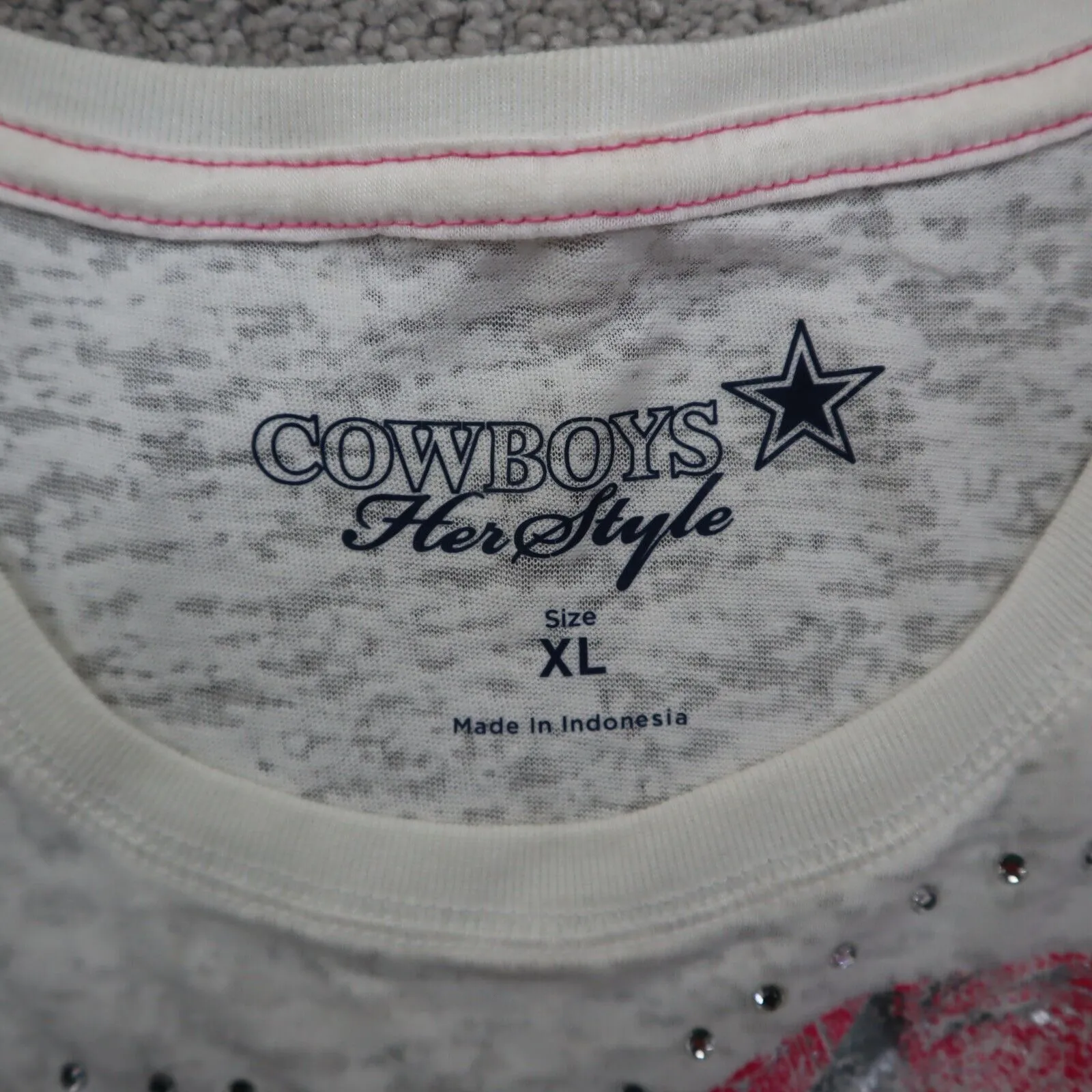 Cowboy Womens Heart Star T Shirt Top Crew Neck Short Sleeve Heather White SZ XL