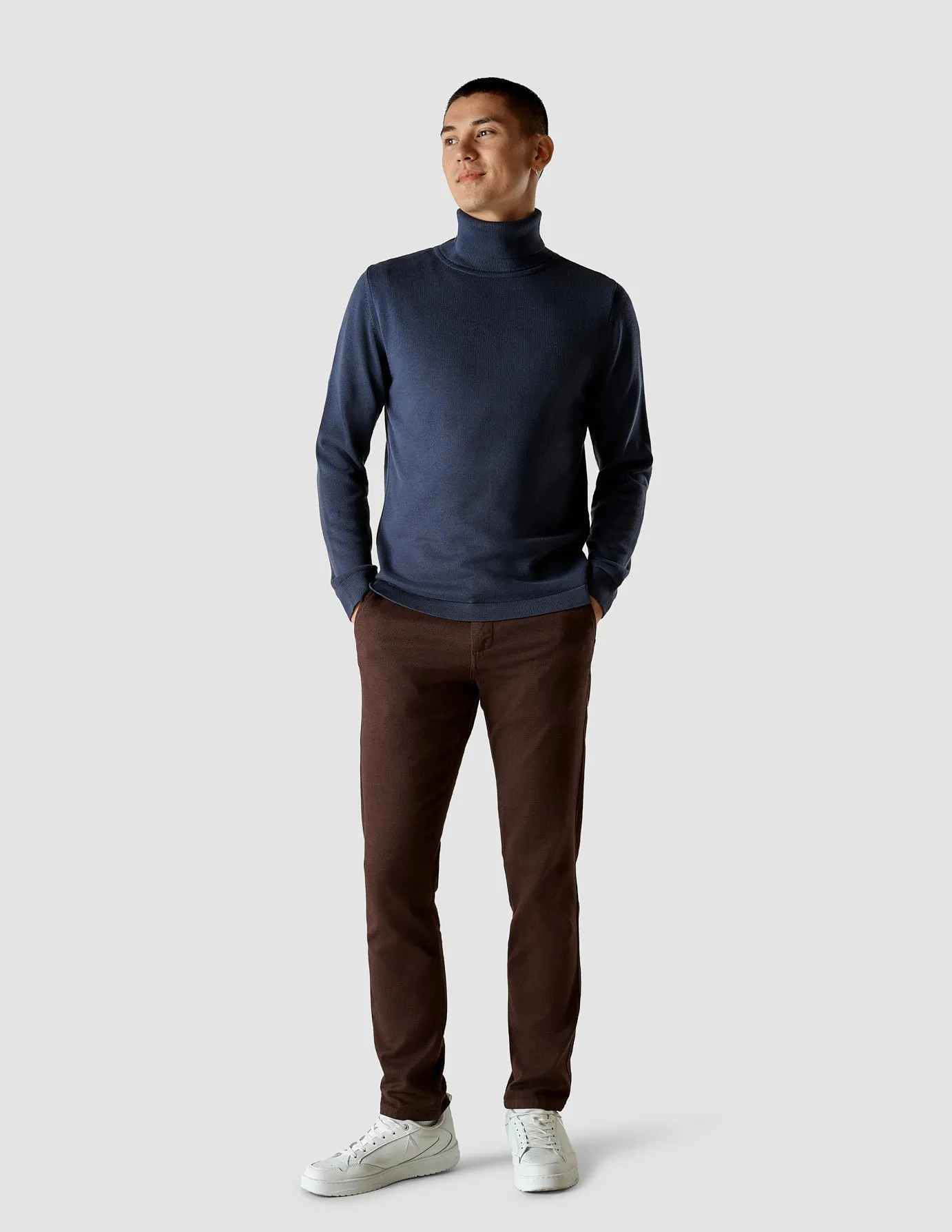 Fine Knit Turtleneck Navy