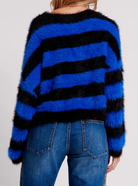 Fluffy Crop Knit Sweater