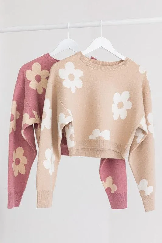 Long Sleeve Crop Sweater With Daisy Pattern