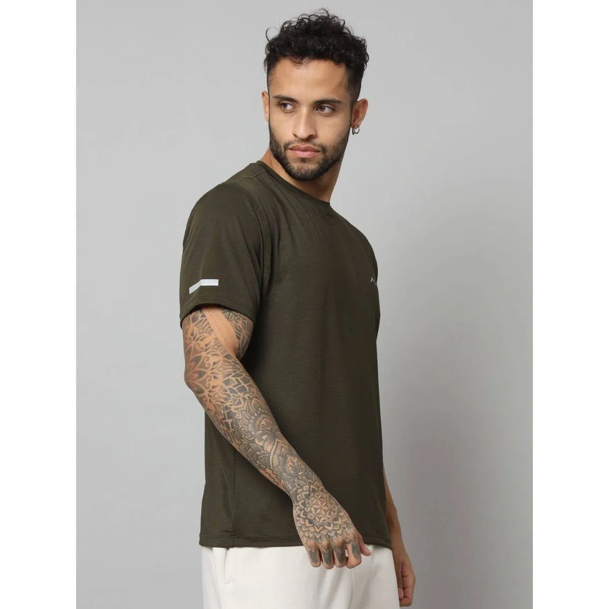 Men's Ultralight Athletic Half Sleeves T-Shirt - Olive