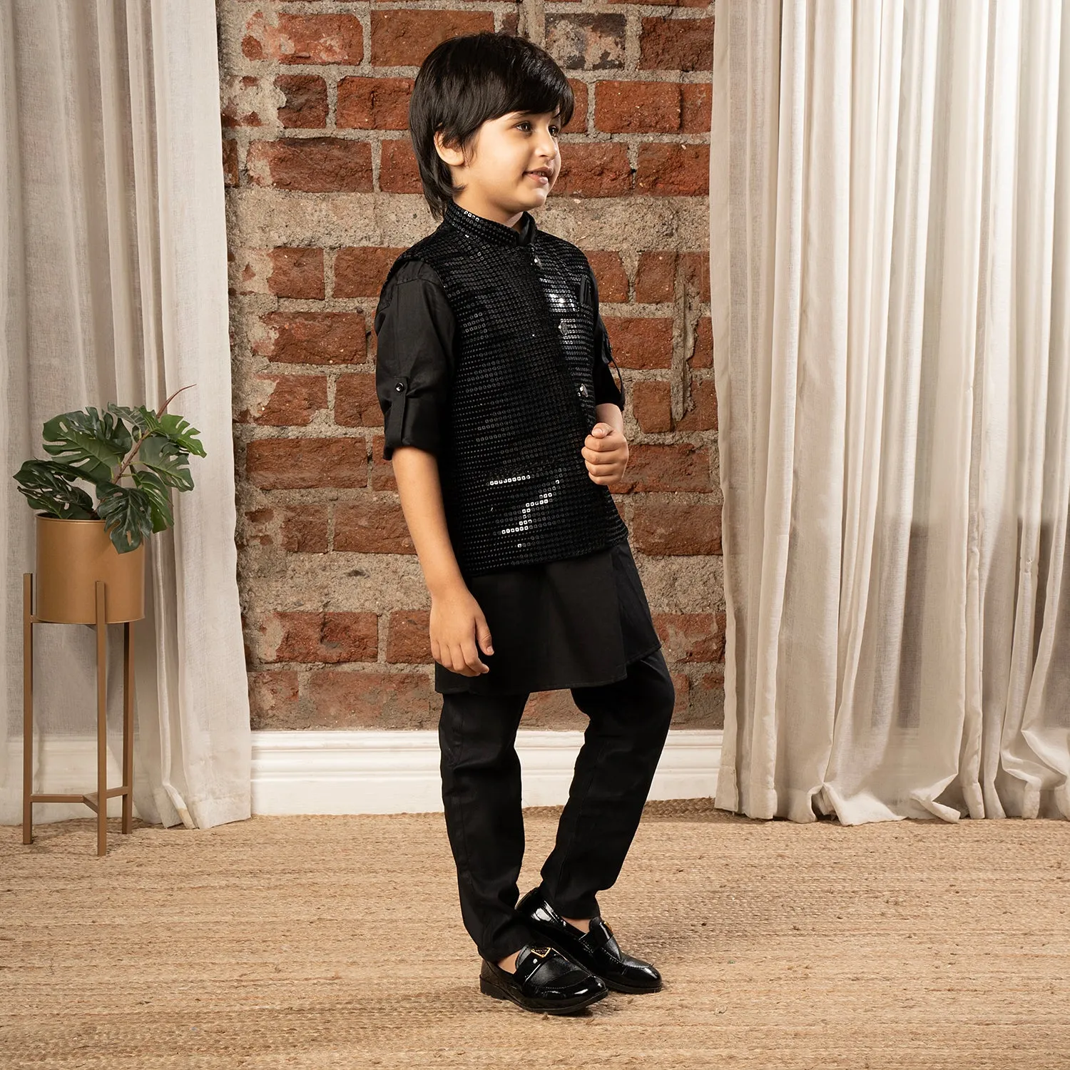 Ministitch full sleeves kurta pyjama set with sequin Jacket for boys - Black