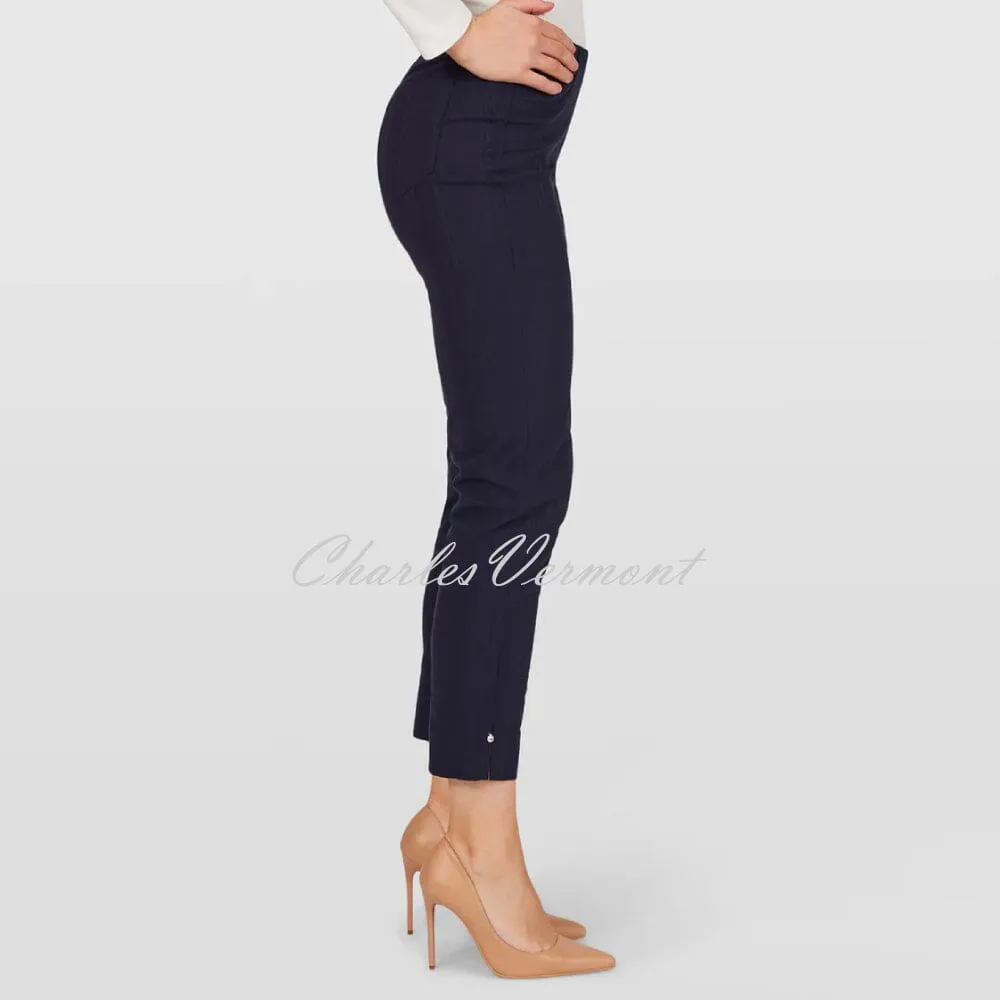 Robell Bella 09 Seersucker - 7/8 Cropped Trouser 52642-54554-69 (Navy)