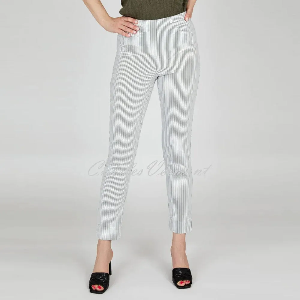 Robell Bella 09 Stripe Seersucker - 7/8 Cropped Trouser 52642-54370-88 (Dark Olive)