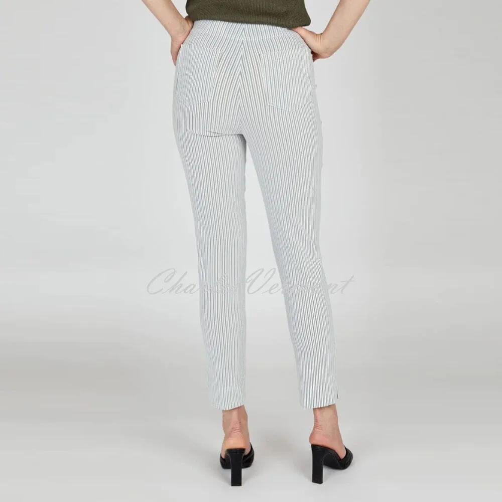 Robell Bella 09 Stripe Seersucker - 7/8 Cropped Trouser 52642-54370-88 (Dark Olive)