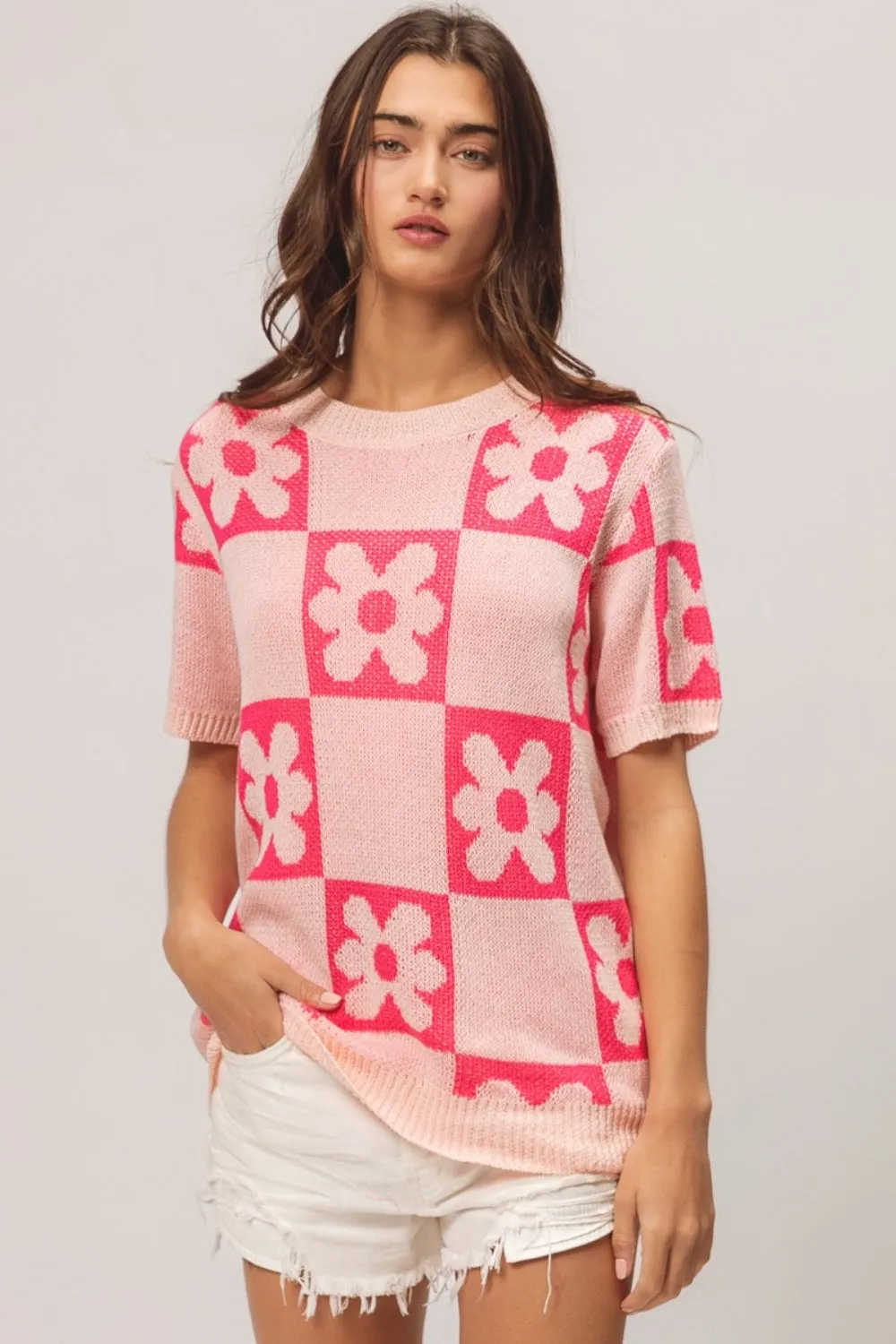 TEEK - Blush Fuchsia Flower Checker Pattern Short Sleeve Sweater