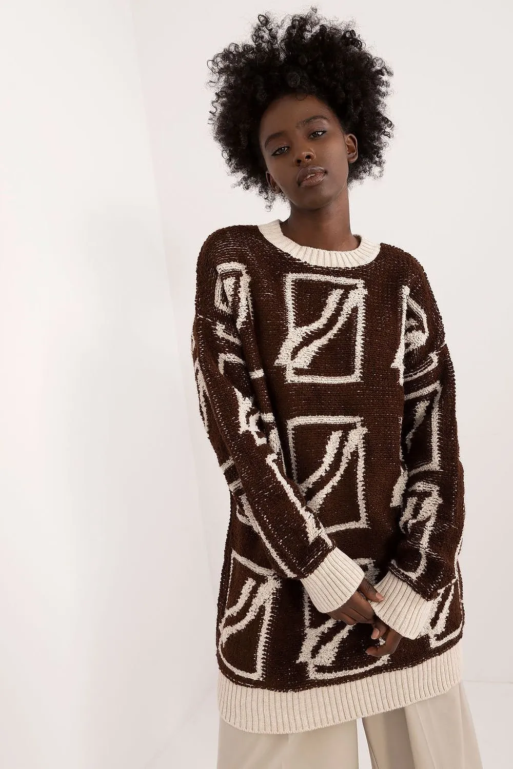 TEEK - Squared Slide Sweater