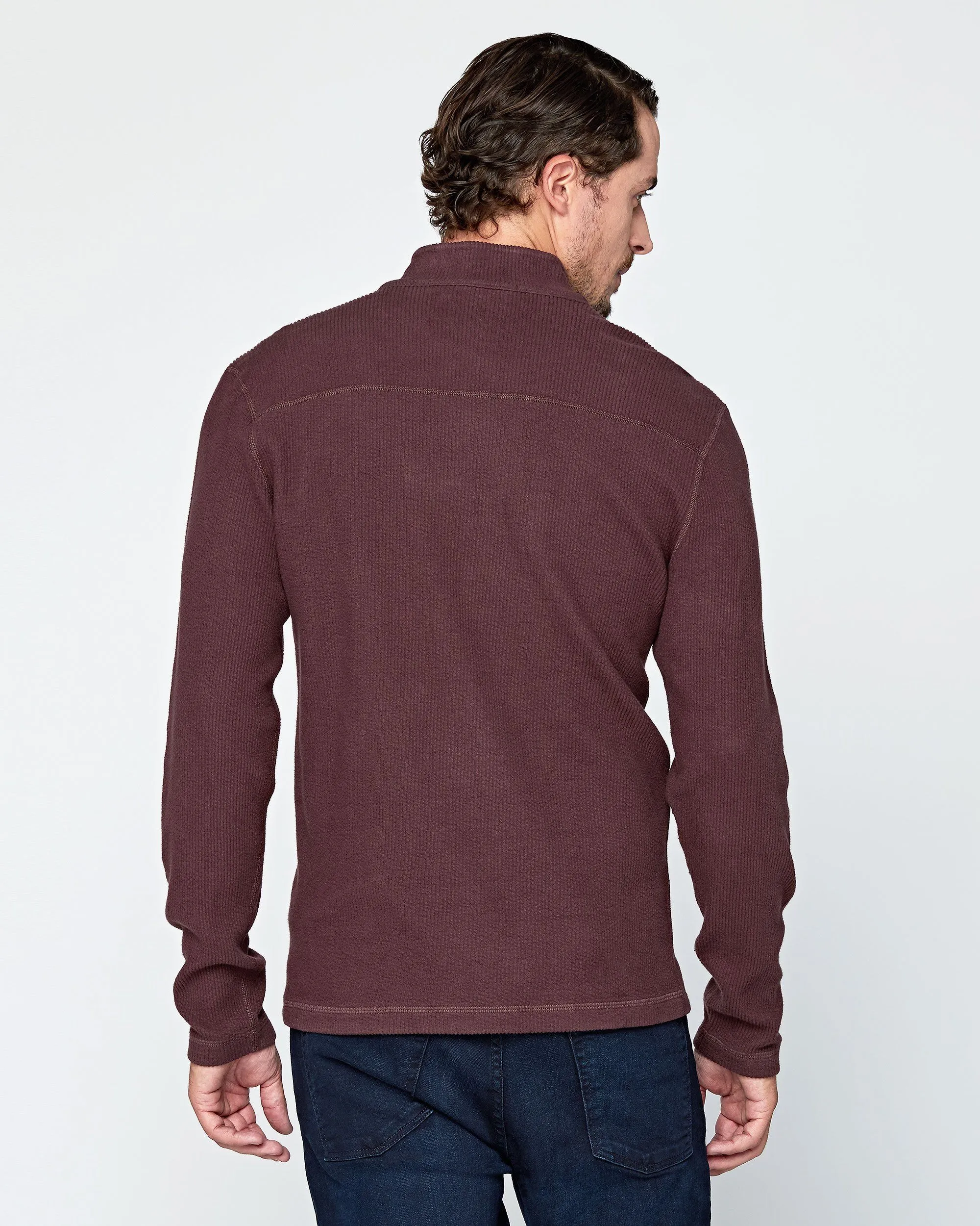 Wave Train Flat Back Seersucker 1/4 Zip Mock